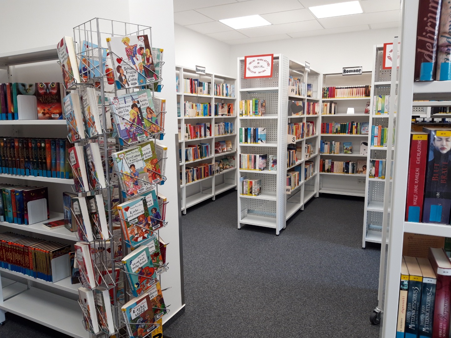 Bibliothek-2019-5.jpg